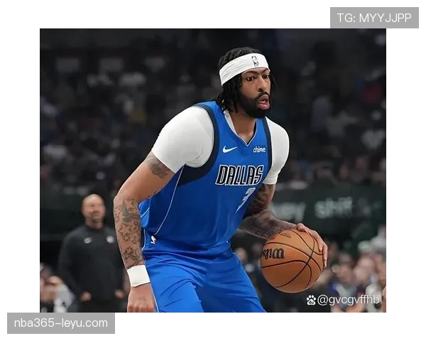 戴维斯进攻效率创生涯新高，稳健表现助球队再取胜利