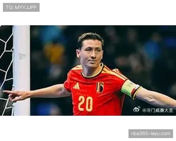 伊拉克门将阿迪尔神勇扑救助球队在2026世界杯重振士气