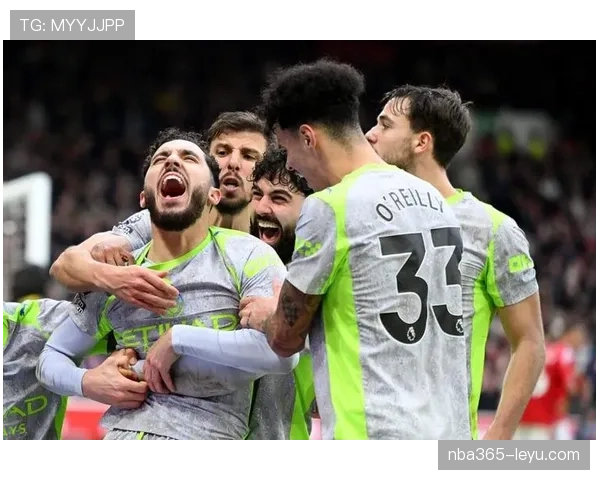 米科连科英超赛季表现抢眼，持续助力球队再创佳绩