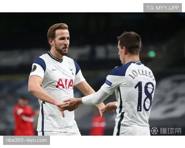 霍奇森战术调整显成效,球队重回胜轨表现稳健引期待 霍奇森战术调整显成效,球队重回胜轨表现稳健引期待