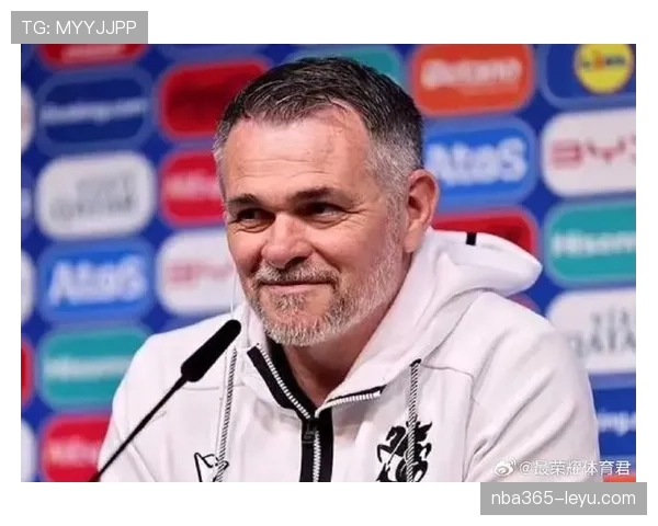 格鲁吉亚主帅萨尼奥尔战术出彩，球队备战国际赛事状态引关注